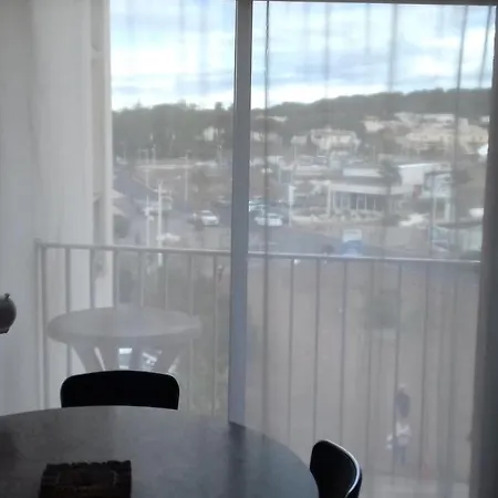 Port Richelieu Apartment *